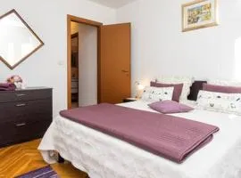 Apartment Bucka