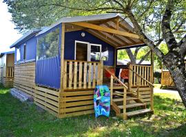 Camping Routes du Monde ATC La Hume-Arcachon，位于居让梅斯特拉的露营地