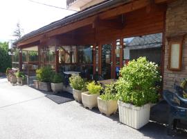 莱斯柴纳茨酒店，位于Saint-Julien-en-Champsaur的酒店