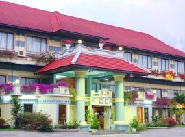Phatad Valley Hotel，位于通帕蓬的酒店