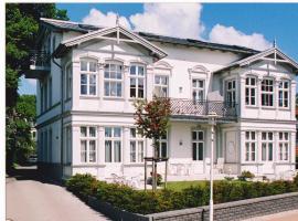 Villa Baroni BF nur 200m vom Ostseestrand entfernt，位于赛巴特班森的乡村别墅