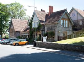Bear Inn, Somerset by Marston's Inns，位于斯特利特的酒店