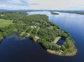 Fermanagh Lakeland Lodges，位于恩尼斯基林的酒店