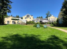 Hotel Quellenpark，位于巴特埃尔斯特的酒店