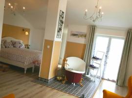 Rooms Villa Harmonie - Adults Only +14，位于茨里克韦尼察的酒店