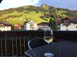 Hüslermatte 1，位于Oberiberg的酒店