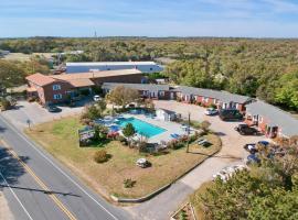 Cape Pines Motel，位于巴克斯顿的酒店