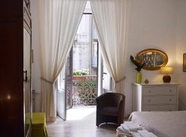Casa Decò Business Stay Solution，位于塔兰托的酒店