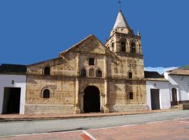 Hotel La Casona，位于Pamplonita的酒店