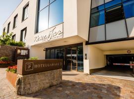 Hotel Neues Tor，位于巴特温普芬的酒店