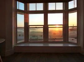 Macatsim Seaview Sunset