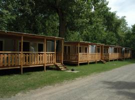 Camping Listro，位于拉戈堡的露营地