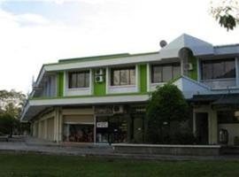 担布南酒店，位于Tambunan的酒店