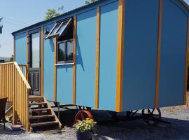 Dingle Way Glamping，位于安纳斯考尔的住宿加早餐旅馆