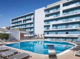 Blue Lagoon City Hotel，位于科斯镇洛兹亚穆斯林圣地附近的酒店