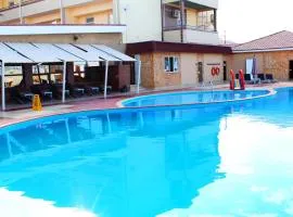 Dostar Hotel