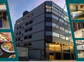 Village Plaza Hotel，位于巴巴塞纳的酒店
