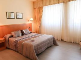 Hotel O Camiño，位于奥瓦尔科德瓦尔德奥拉斯的酒店