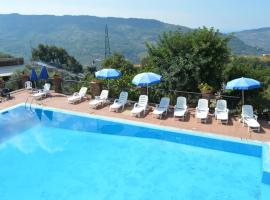 Il Falco del Cilento，位于托尔基亚拉的酒店