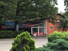 Motel Gradina Srebrenik，位于Srebrenik的酒店
