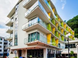 Wellness Hotel Panorama，位于特伦钦温泉镇的酒店