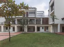 StayVista at Greenwoods Villa 8 with Private Pool, Terrace, Lift & Ping-Pong Table
