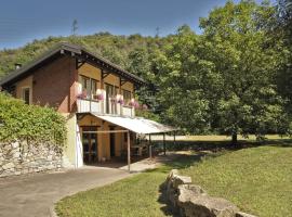 Agriturismo Biomatto，位于阿罗纳的酒店