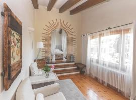 Can Caponet，位于Lli&ccedil;&agrave; d'Amunt的高尔夫酒店