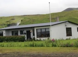Fosstún Guesthouse