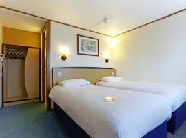 The Crossway Hotel, Part of AG Collection