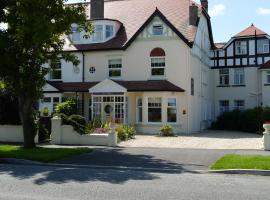 克里夫布里旅馆，位于兰迪德诺兰迪德诺北威尔士高尔夫俱乐部附近的酒店