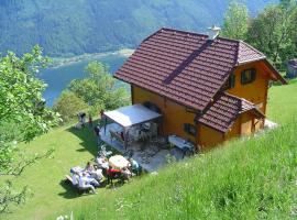 奥姆怀特奥尔特尔度假屋，位于Deutschberg的木屋