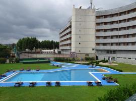 多姆迪尼斯大酒店，位于米兰德拉的酒店