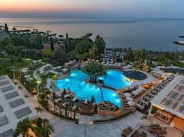 地中海海滩酒店 