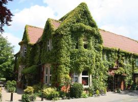 Ivy Hotel，位于史云顿的酒店