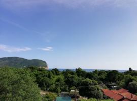 Apart Hotel Forte Roses Montenegro KO Buljarica，位于佩特罗瓦纳莫鲁的公寓