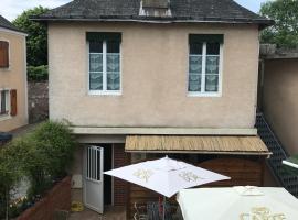 Auberge de l'Abbaye，位于Tuffé的酒店