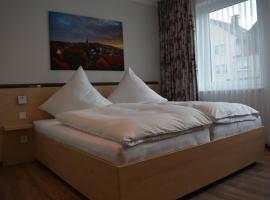 Hotel Gasthof Luis，位于瓦尔堡的酒店