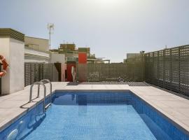 伊鲁尼奥迪托瑞酒店，位于巴塞罗那的酒店