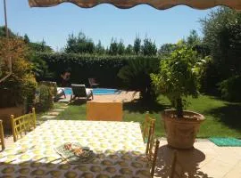 L'affittacamere nel parco "Appia antica" - Piscina a uso ospiti