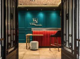 Hotel Villa Nicolo - Tour Eiffel，位于巴黎Avenue Du President Kennedy RER Station附近的酒店