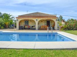 Traumhaus für 6 Personen mit spektakulärem privaten Pool und schönem Ausblick in die Natur，位于Hozanejos的酒店