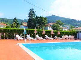 Hotel Vila D'Artes，位于维拉·诺瓦·达·塞尔维尔的酒店