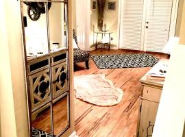 The Haven at Charity House，位于华尔道夫的酒店