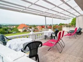 Nosztalgia Balaton Apartmanház