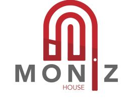 Moniz House，位于圣克鲁斯达格拉西奥萨的酒店
