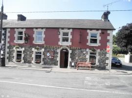 Fitzpatrick's Tavern and Hotel，位于卡文的酒店