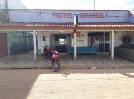 Hotel Girassol，位于Tucuma的酒店