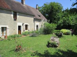 "Le Jardin de Zola", Longère XIXème en BOURGOGNE, grand jardin，位于Lurcy-le-Bourg的酒店