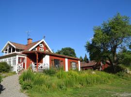 Björnåsen Bear Hill，位于卡特琳娜霍尔姆的乡村别墅